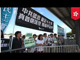 Manifestación democrática, reprimida en Hong Kong