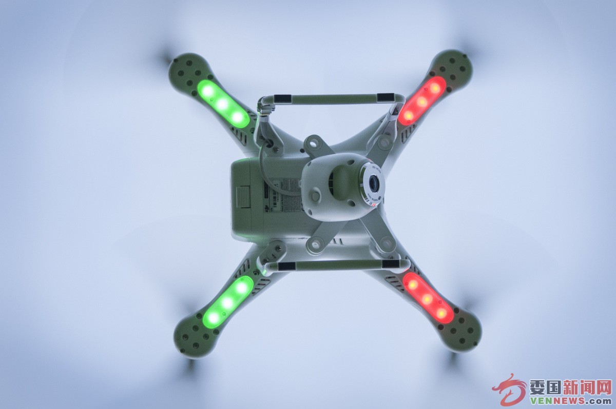 DJI-Phantom-2-Vision-005.jpg