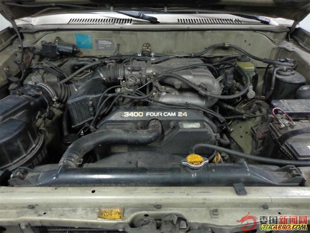 toyota-prado-122611-MLV20584837191_022016-F.jpg