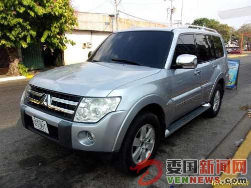 mitsubishi-montero-limited-gls-4x4-automatico-453811-MLV20639541678_032016-O.jpg