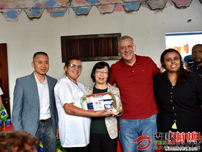 8fafa1d4-1432-447e-952f-8439b02044d9_zsite.jpg