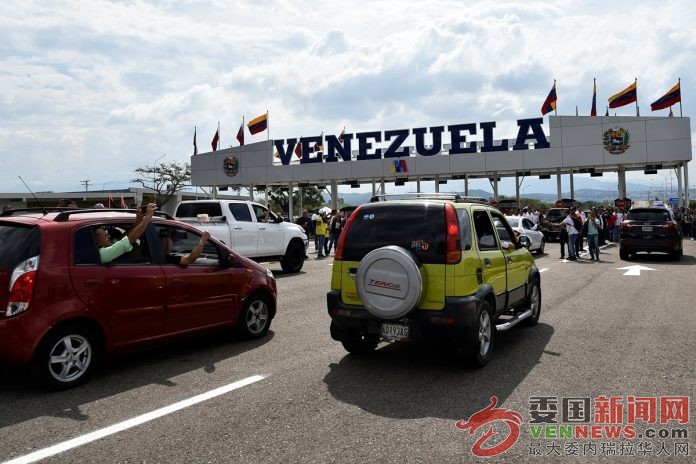 tienditas-venezuela-puente-colombia-venezuela-1-696x464.jpg